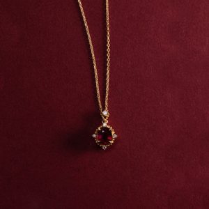 18k gold ruby necklace3