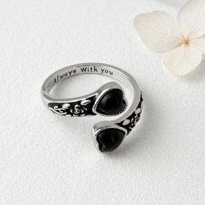black agate heart shaped ring2