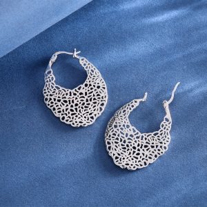 curved surface hollow earrings2