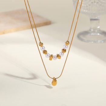 golden pearl waterdrop pendant1