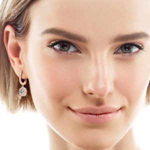 luxurious and sophisticated silver ear ring3