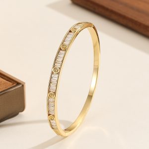 micro set t shaped diamond bracelet1
