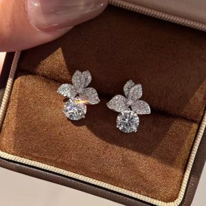 morganite flower shaped stud earrings1