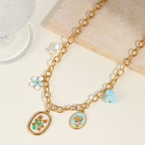 oval shaped embroidered flower pearl multi bead pendant4