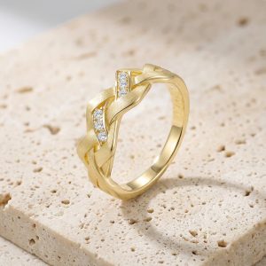 set with sapphire and brushed gold ring3