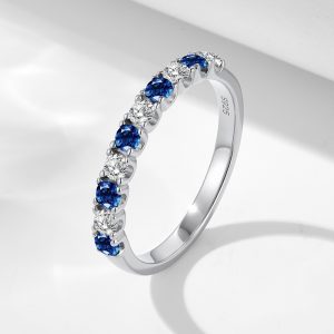 simple half circle row of diamonds set on a finger ring1